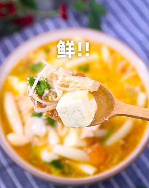 豆腐海鲜蘑菇汤