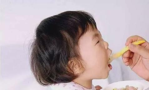 『孩子』捏积派——宝宝为什么会积食？日常积食如何判断？孩子积食怎么办