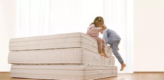 买什么床垫最健康又好用 594f21cba857487e8b927e560d38a662.jpeg