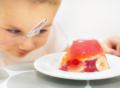 2020年“毒零食”盘点，每样都挺伤孩子健康，你家娃吃过几样？