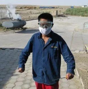 北大:你一定没见过!实力圈粉!沙漠中挖过石油的北大学霸