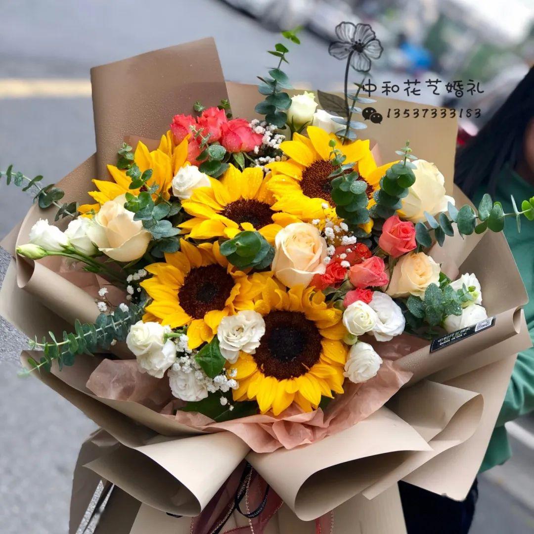 地址:道滘镇景福三横路28号 用花说爱 看见花,房子就变成了家 愿鲜花