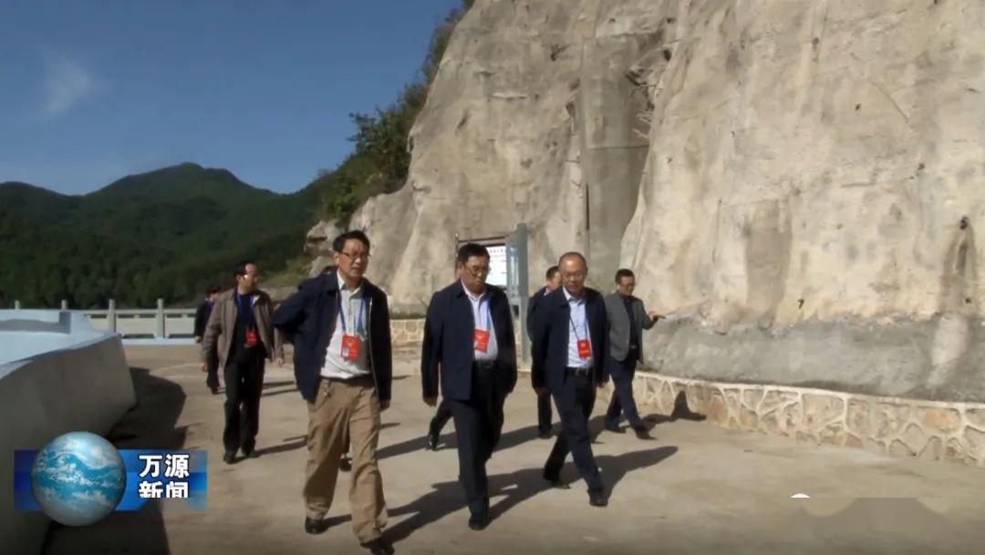 万源GDP_万源中学图片(2)