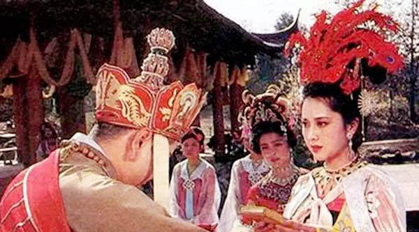 西游记女儿国猪八戒扮演者 b18c456ba729407cb0f05c268a3344a0.jpeg