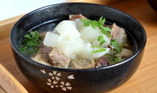原创精选美食:羊肉萝卜汤,魔芋金针菇炒鹌鹑蛋,柠檬爆花蛤,薯片炸鸡翅