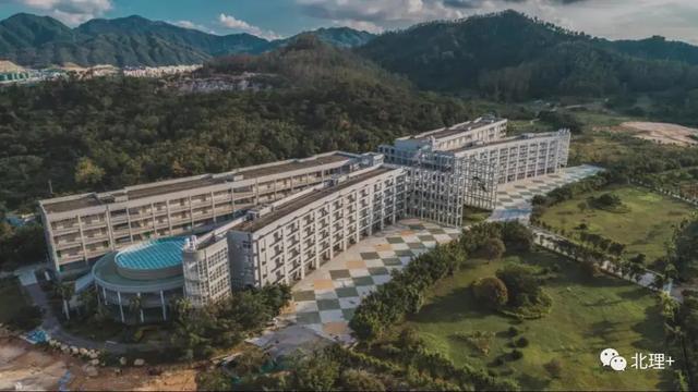 『大学』真任性！插本这所大学只招1个专业！报考人数超级多！