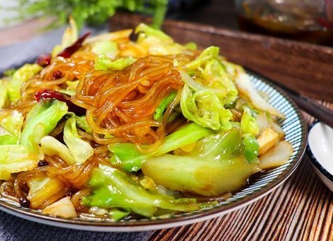 怎样炒包菜粉条 dfe9a2f9680042bd860537ba31168cd1.jpeg