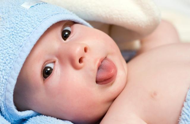 婴儿几个月出现性别特征 057a4716947b4556a56e1d705fb27c04.jpeg