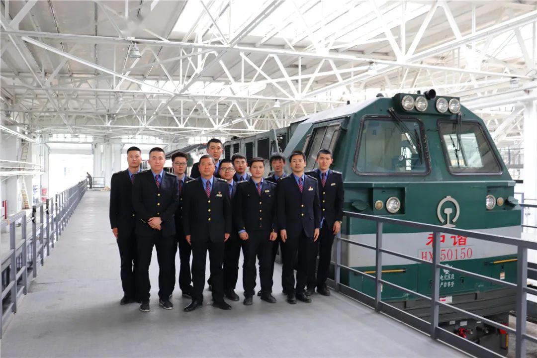 乌鲁木齐机务段乌运用车间黄山四队货运车辆作业场作业量及故障处理件