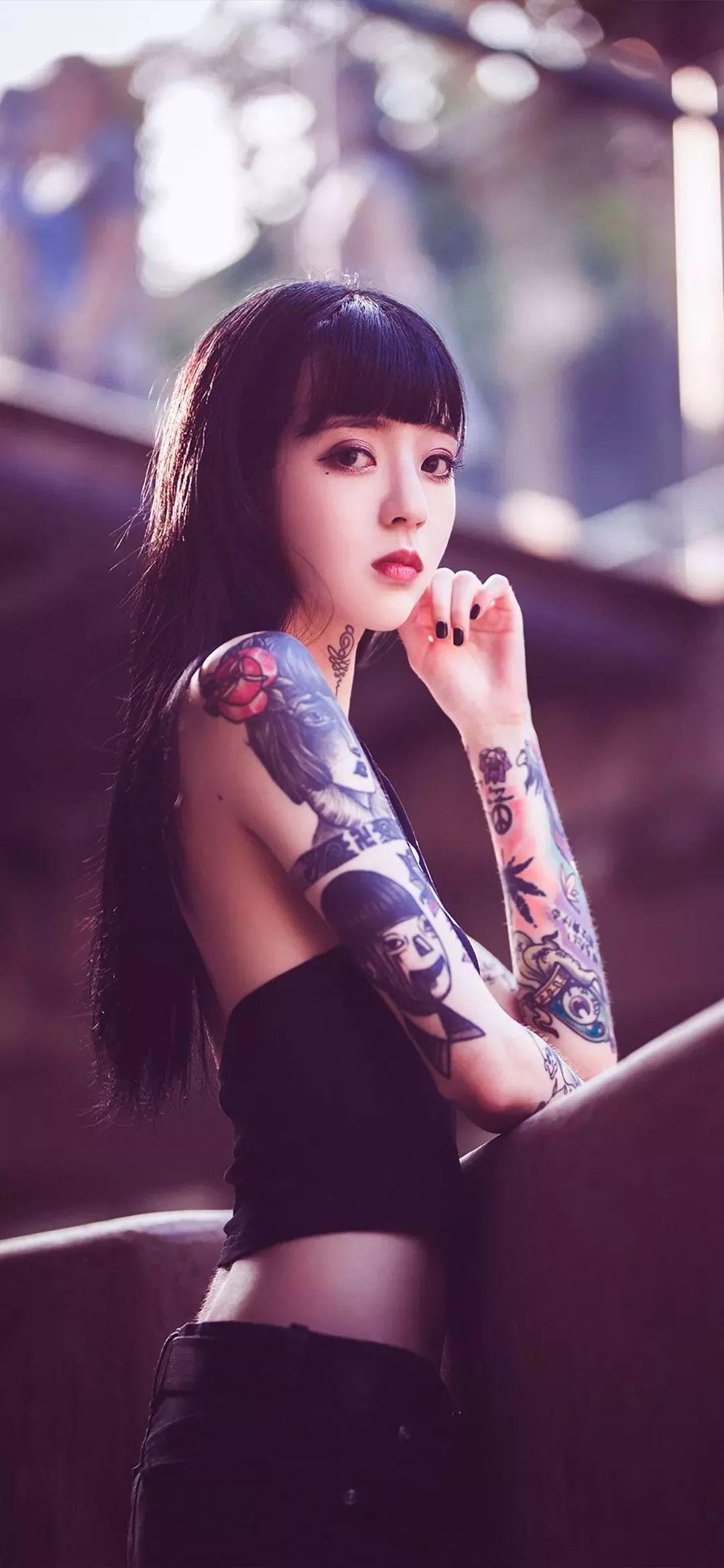 纹身女图片霸气壁纸,个性纹身女 霸气 - 伤感说说吧