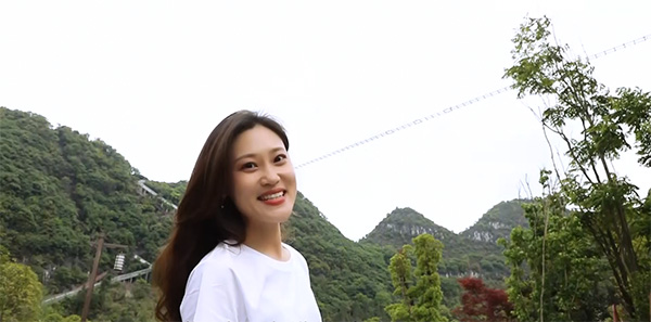 85后带货副县长郑秋实:美女是我竭力想撕去标签