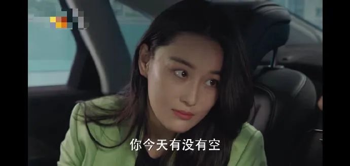 热巴新剧预告曝光！红唇鼻子大显老态，惨遭张