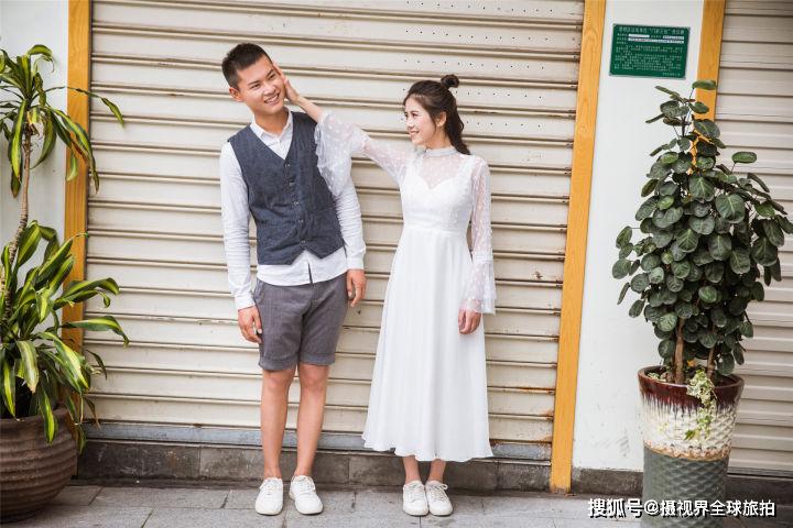 婚纱配小白鞋_小白鞋配裙子图片大全