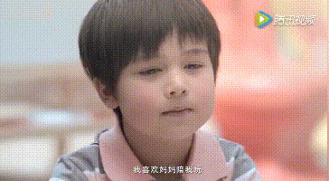 深夜监控拍下的这一幕，看哭无数人