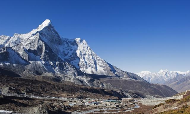 世界高山排名_世界第一高山风景图片