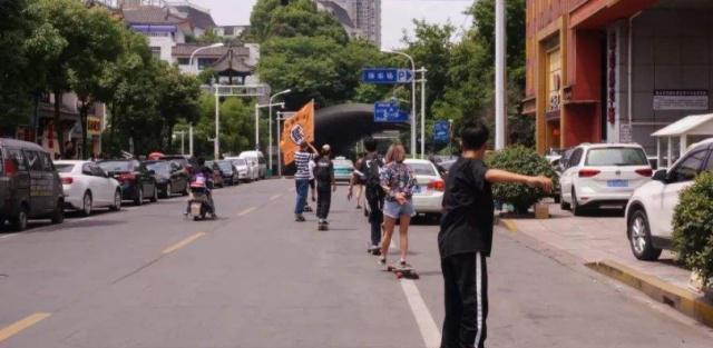 长三角地区2018年经济总量_2015中国年经济总量(2)