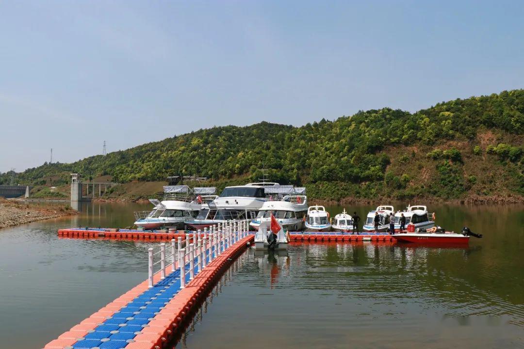 浮梁县有多少人口_最后一团 这里有媲美西北的秋景, 青花瓷 风景再现,景德镇(3)