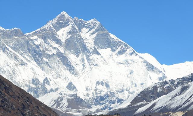 世界高山排名_世界第一高山风景图片
