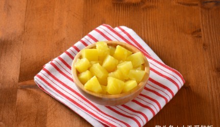 菠萝怎么做水果盘 939b3c873cc2468883e35dd07ee1f5bd.jpeg