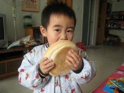 「免疫力」也不能对孩子做3件事，免疫力会下降儿科医生告知：天气再暖
