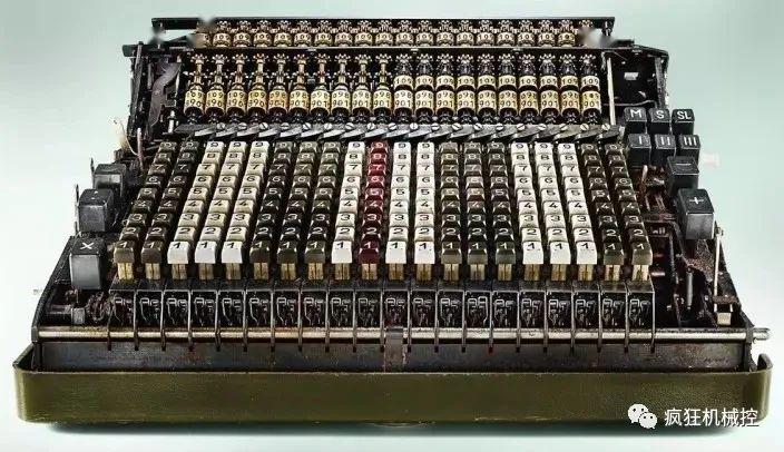 20世纪的黑科技上万个零件的老式机械计算器复杂程度惊人