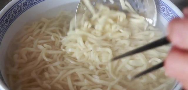 怎么把肉做成面条 a619f4c335894196a77e056b451c99f9.jpeg