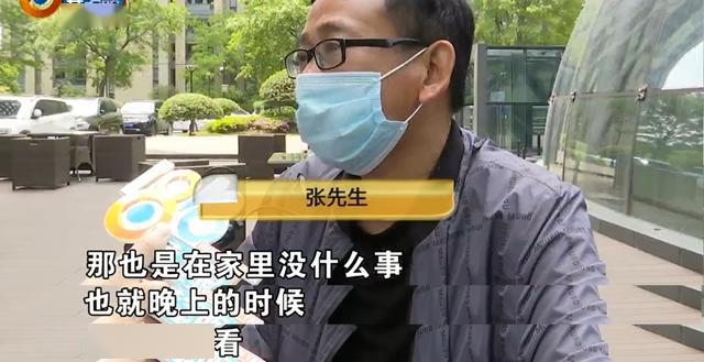 老婆上班给别人口_中学生遭5人围殴飞踹 几次被击倒拉起来接着打