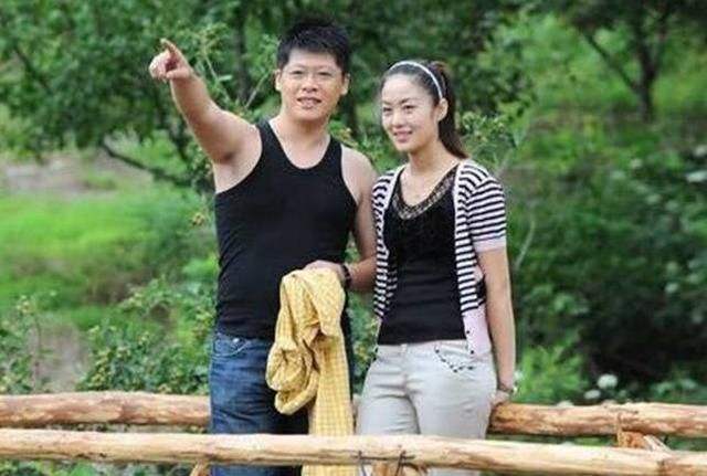 原创《乡村爱情》谢永强结婚,老婆比他小12岁,长得比王小蒙还美