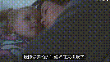 深夜监控拍下的这一幕，看哭无数人