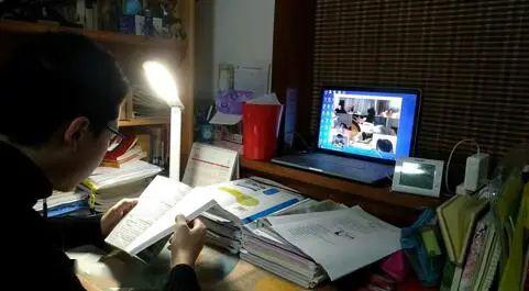 『高考』定了! 高三师生全封闭, 直至高考结束! 高考虽然延期, 但梦想从未远离...