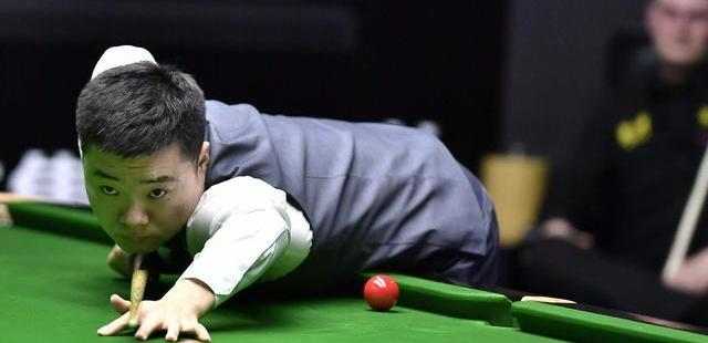 丁俊晖2020年世锦赛_2020斯诺克世锦赛第一轮,丁俊晖VS马克金第9局,小晖(2)