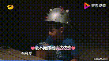 深夜监控拍下的这一幕，看哭无数人