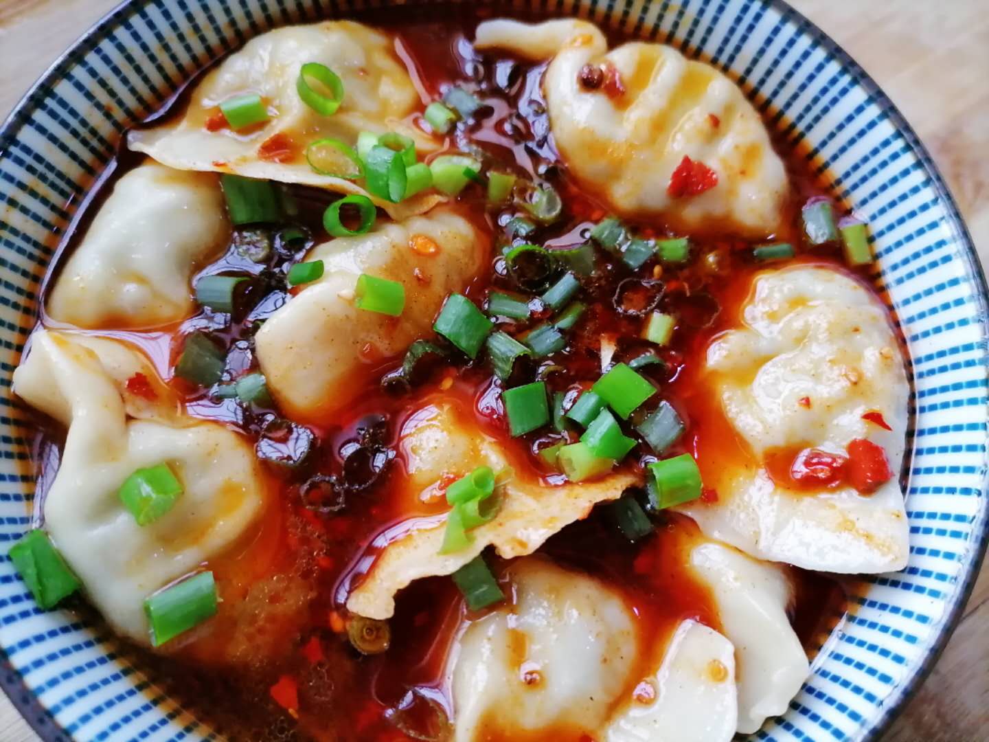 西安特色美食酸汤水饺酸汤做法是关键适合家庭的酸汤做法分享