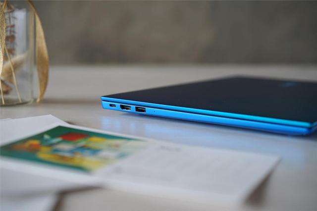 荣耀手机怎么投屏到荣耀笔记本电脑 f82bd661998643ad927098b5dc1e6878.jpeg