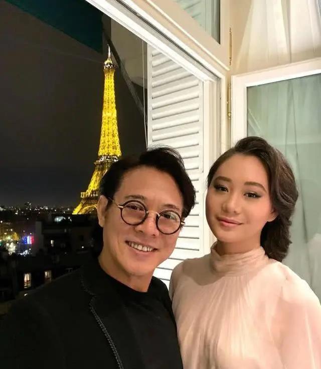 12262909ec7347cd8ee6b0618fadec19.jpeg