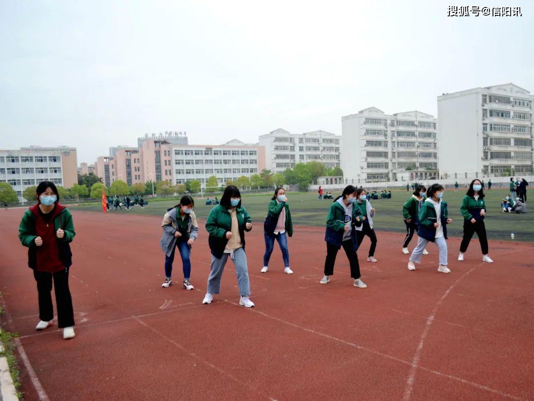 成语坐什么起什么_成语故事图片(2)