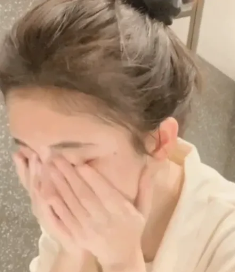 卸妆洗面奶排行榜_沈梦辰大胆现场卸妆,直接用洗面奶洗,真实素颜震惊全场!(2)