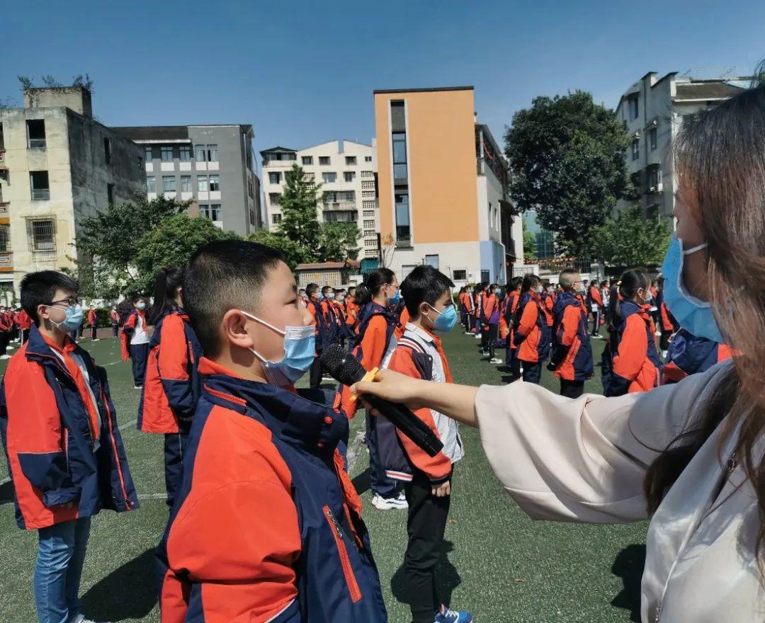 春风化雨 相逢如初——都江堰市光明团结小学开学第一天