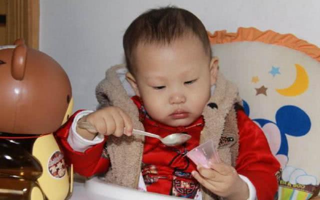 「孩子」儿科医生:6岁前,这些东西别给孩子吃4岁女童积食口臭被排挤