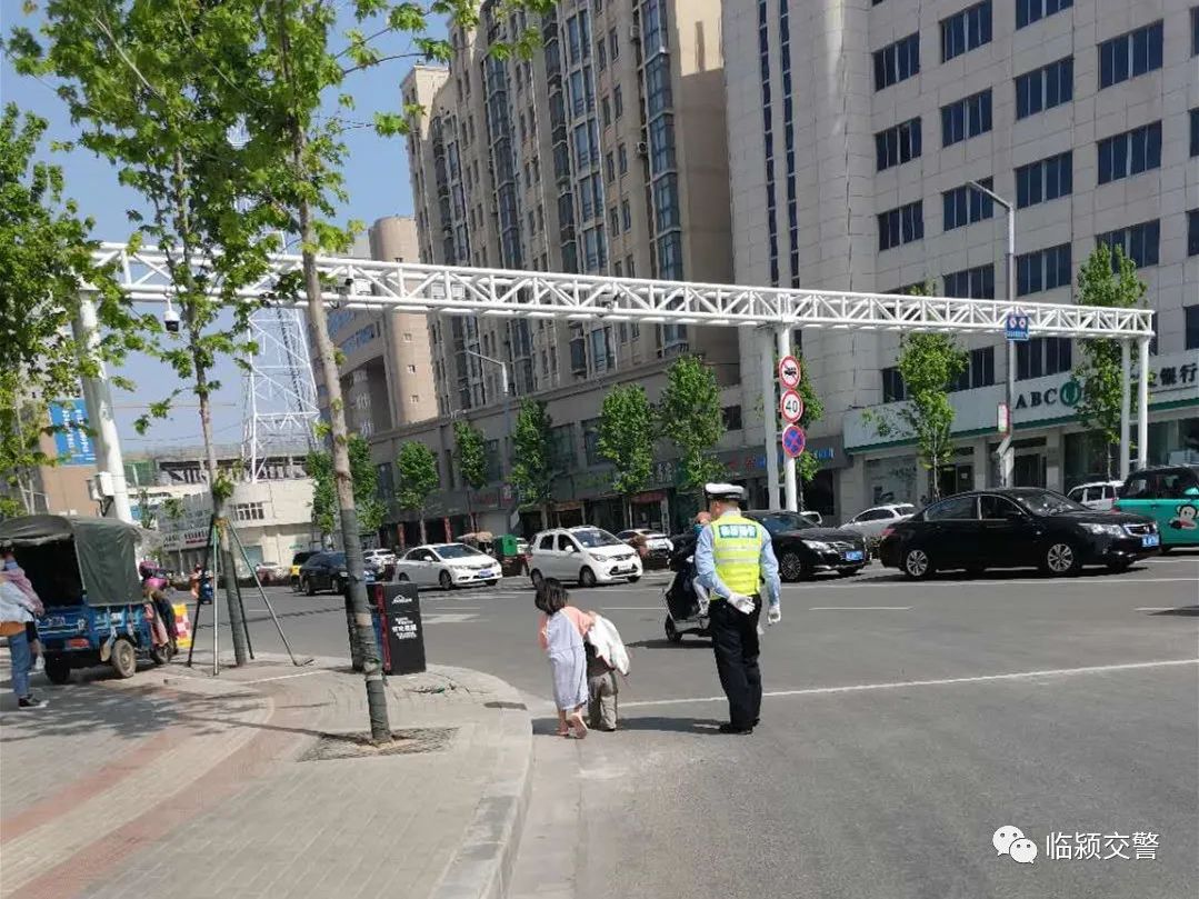 临颍人均_临颍二高图片