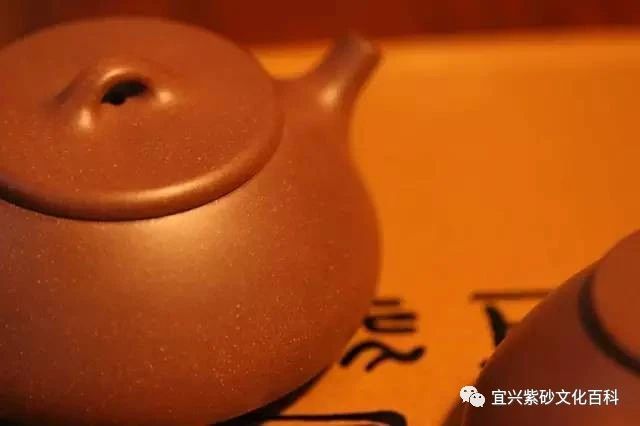 怎么养紫砂壶最快包浆 49ae435191014d1da15fdf514b093785.jpeg