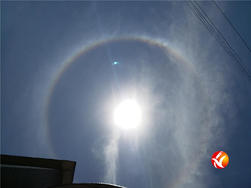 惊奇!花垣上空竟然出现了这等奇观异象,网友直呼:"第一次见"