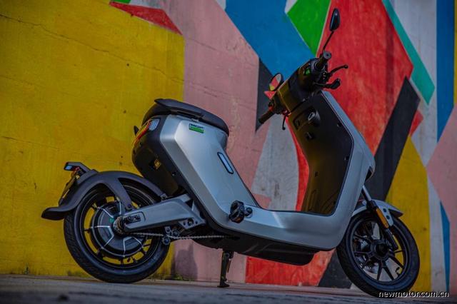 外观好看的电瓶车推荐 74b6a20ed80b4be9bd821112ea95b89e.jpeg