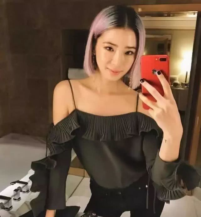 她和小鲜肉一周约会三次被偷拍，过往情史都被