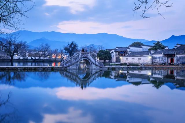 我没钱,但是我想去旅行!