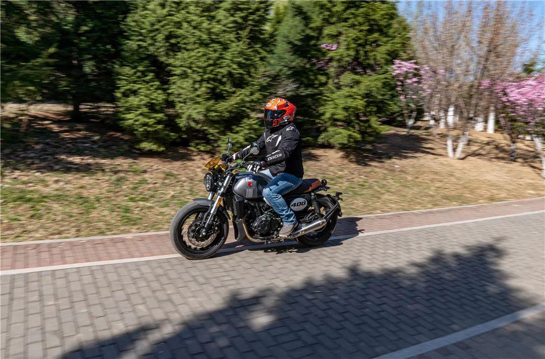 b5c2bb60ab444536987684e980341dca.jpeg