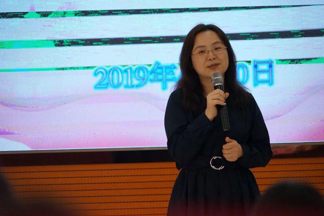 张玉石返校第一课怎么上内附课件和视频
