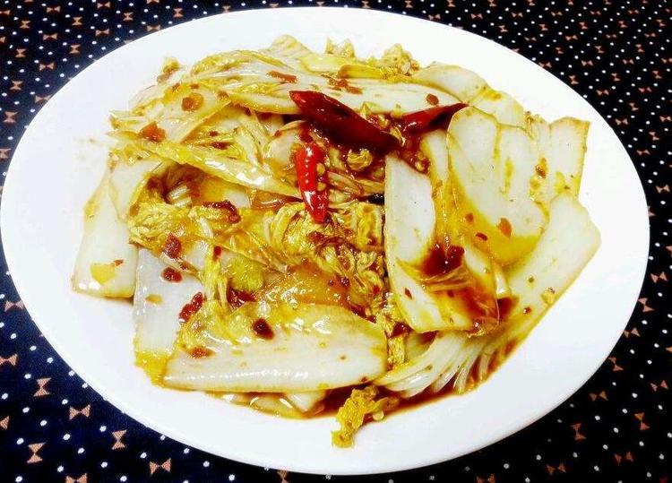 怎么炒白菜比较香 d295051319004ae48d02f688b094e7a8.jpeg