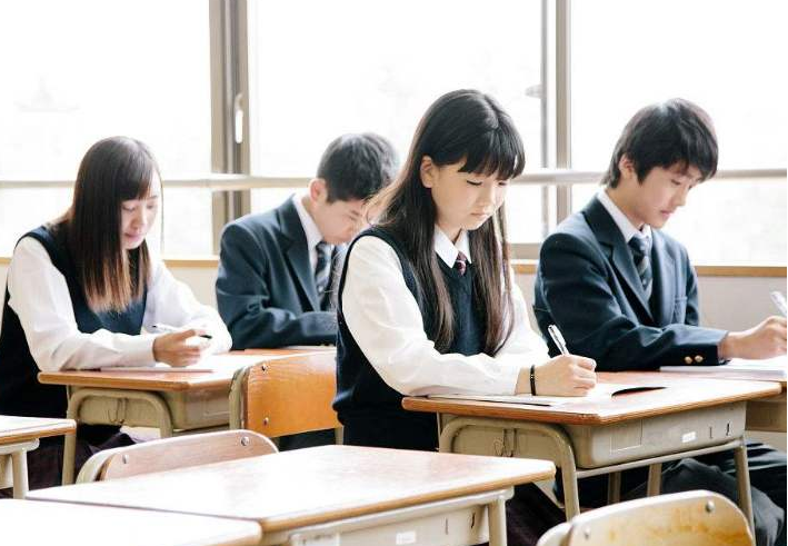 怎么样才能学好高中 ee39aa3027d24461bb64442aa4193fae.png