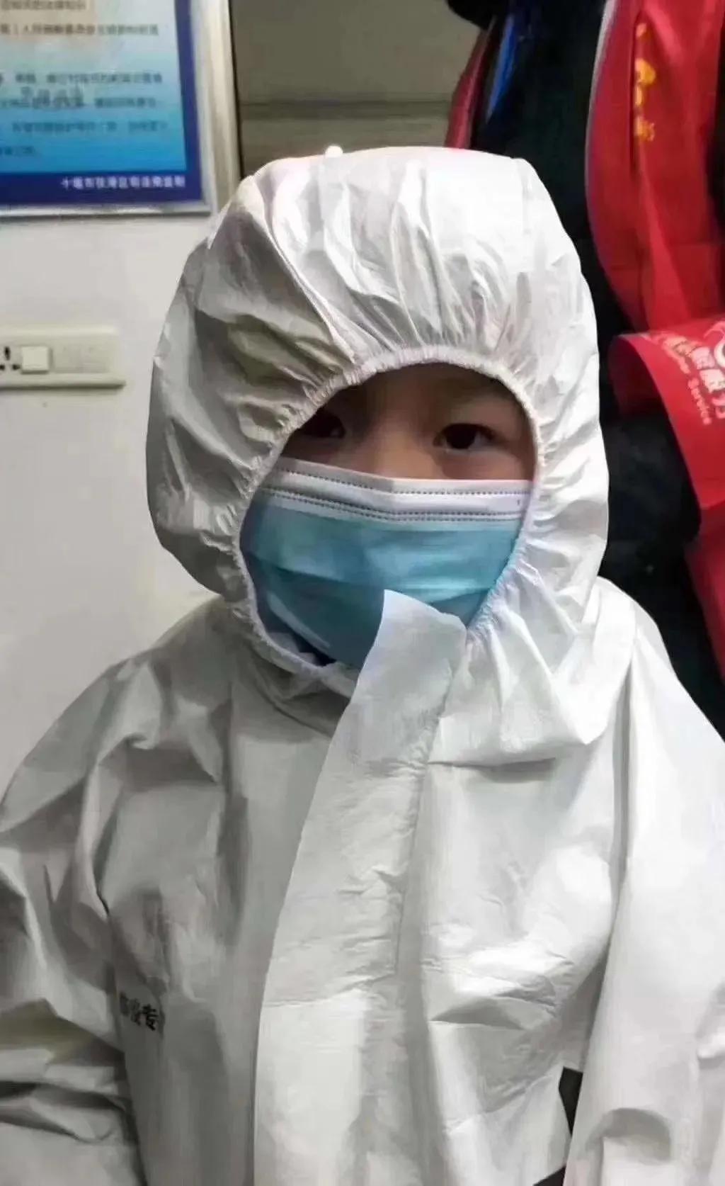 新24孝：敲锣救母、孤童伴祖、指灰认父